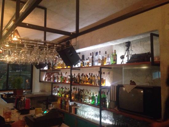 Elvetia Bar