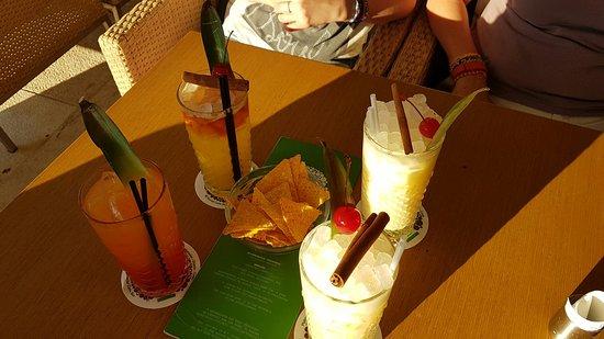 Social Cafe Bar