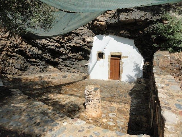 Ekklisia Agios Onoufrios